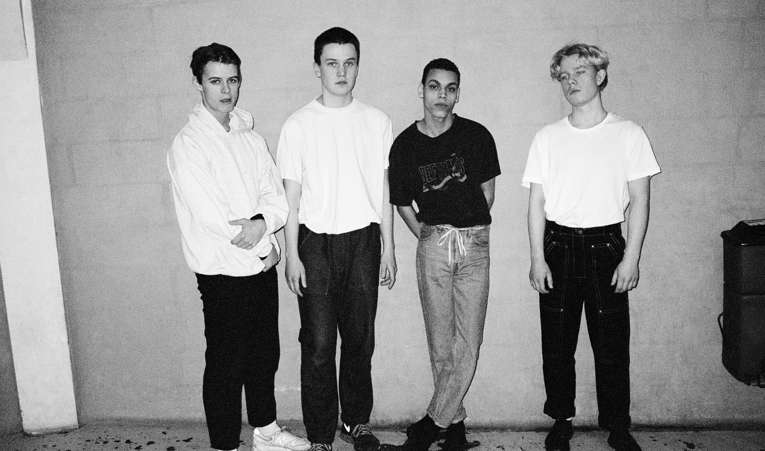 Watch: LISS – Miles Apart
