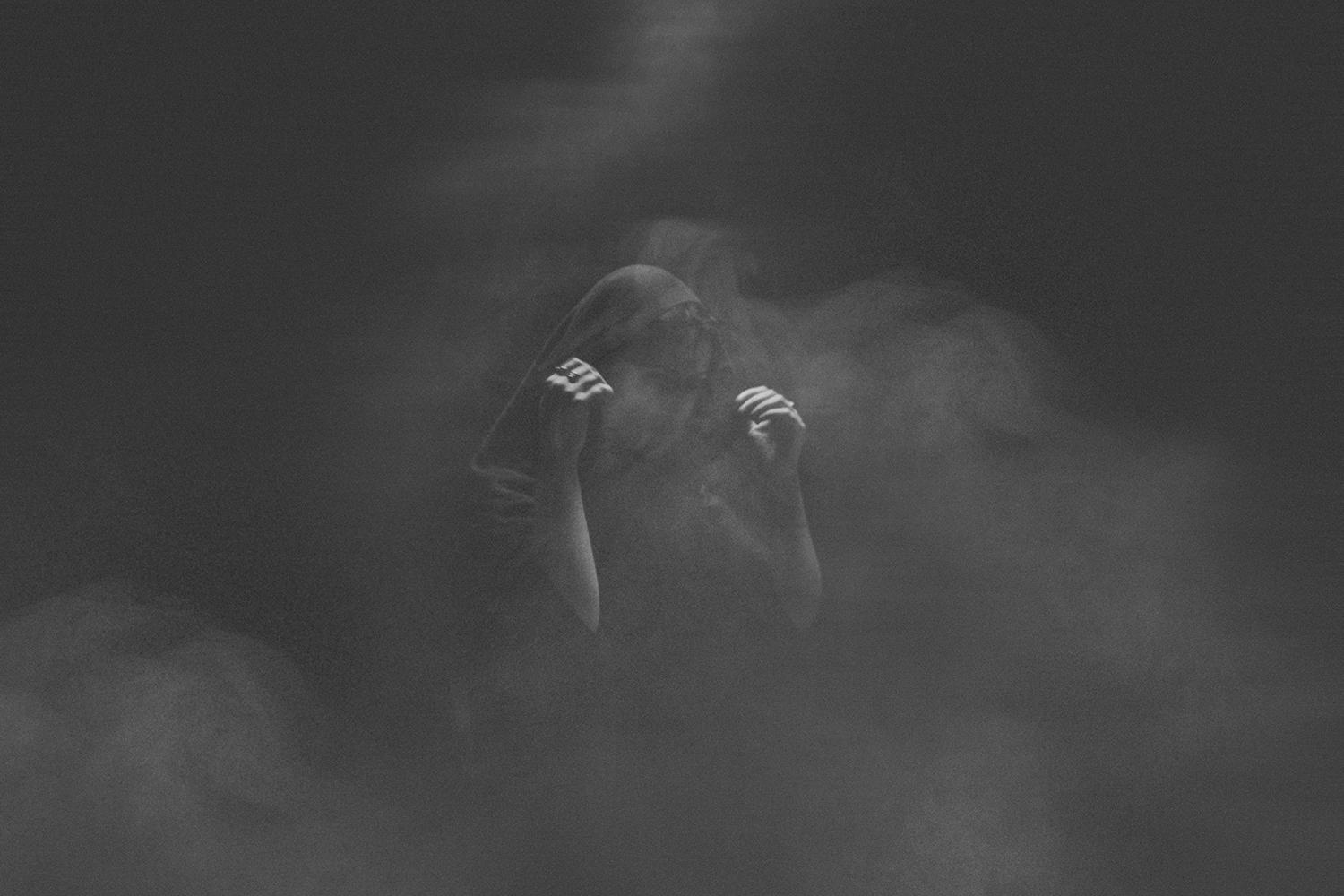 Listen: Adna – Overthinking