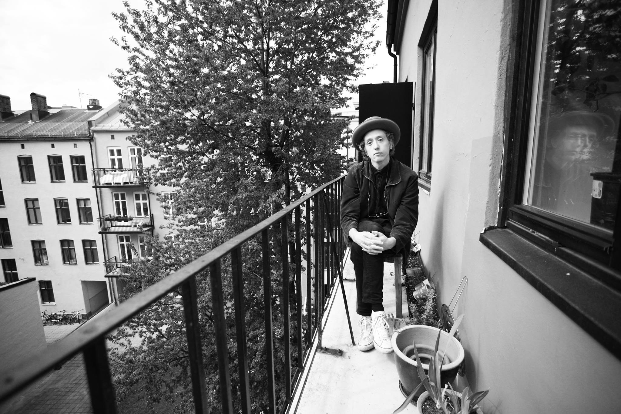 Watch: Jonas Alaska – The Moon + The Steeple
